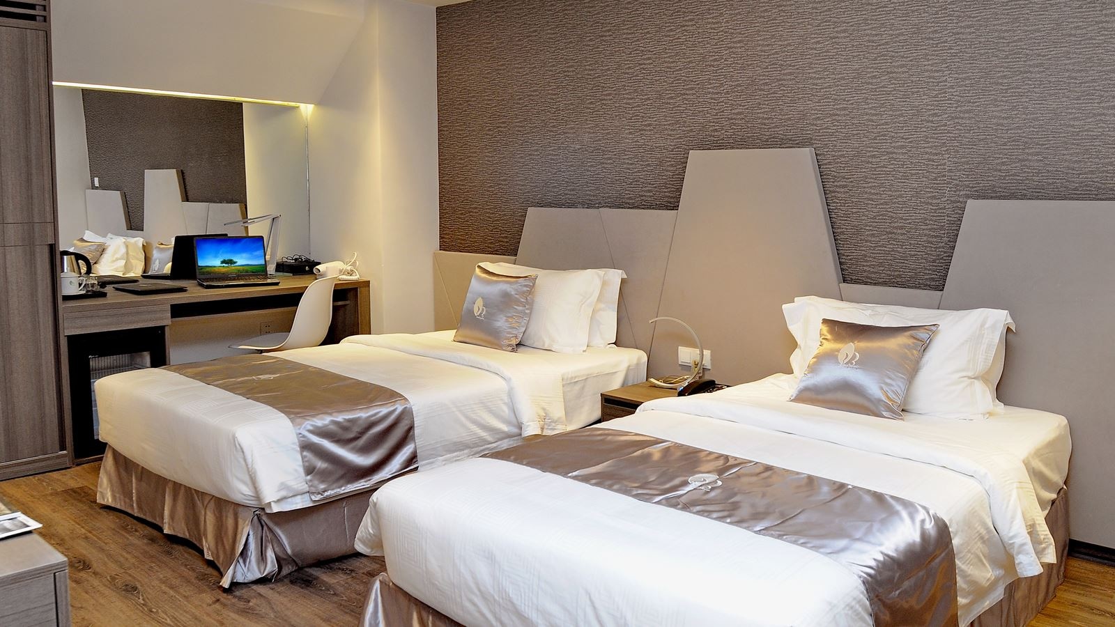 rooms-superior-room-child-without-extra-bed