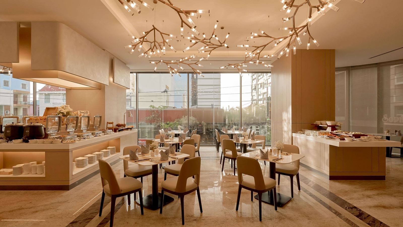 restaurants-lux-restaurant