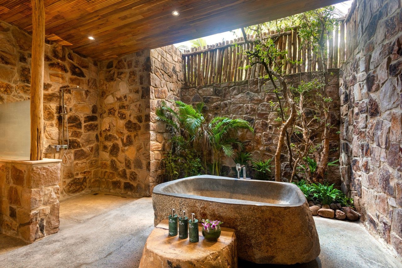 rooms-premium-bungalow-with-balcony