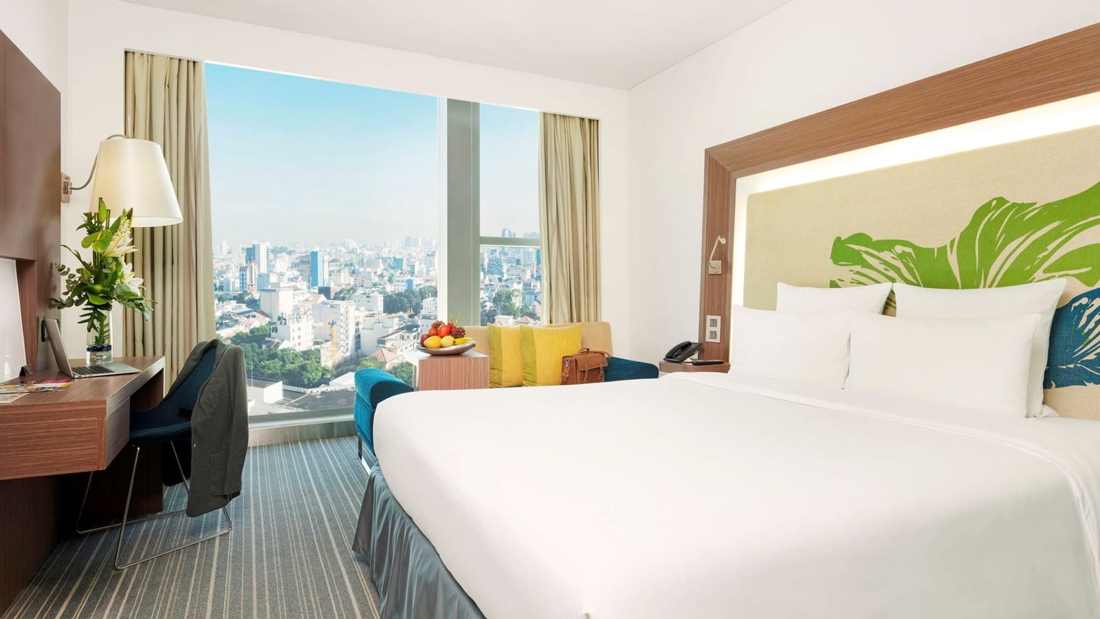 rooms-executive-city-view