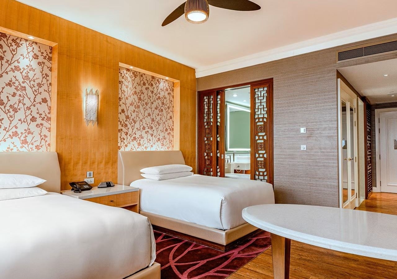 rooms-classic-kingtwin-room