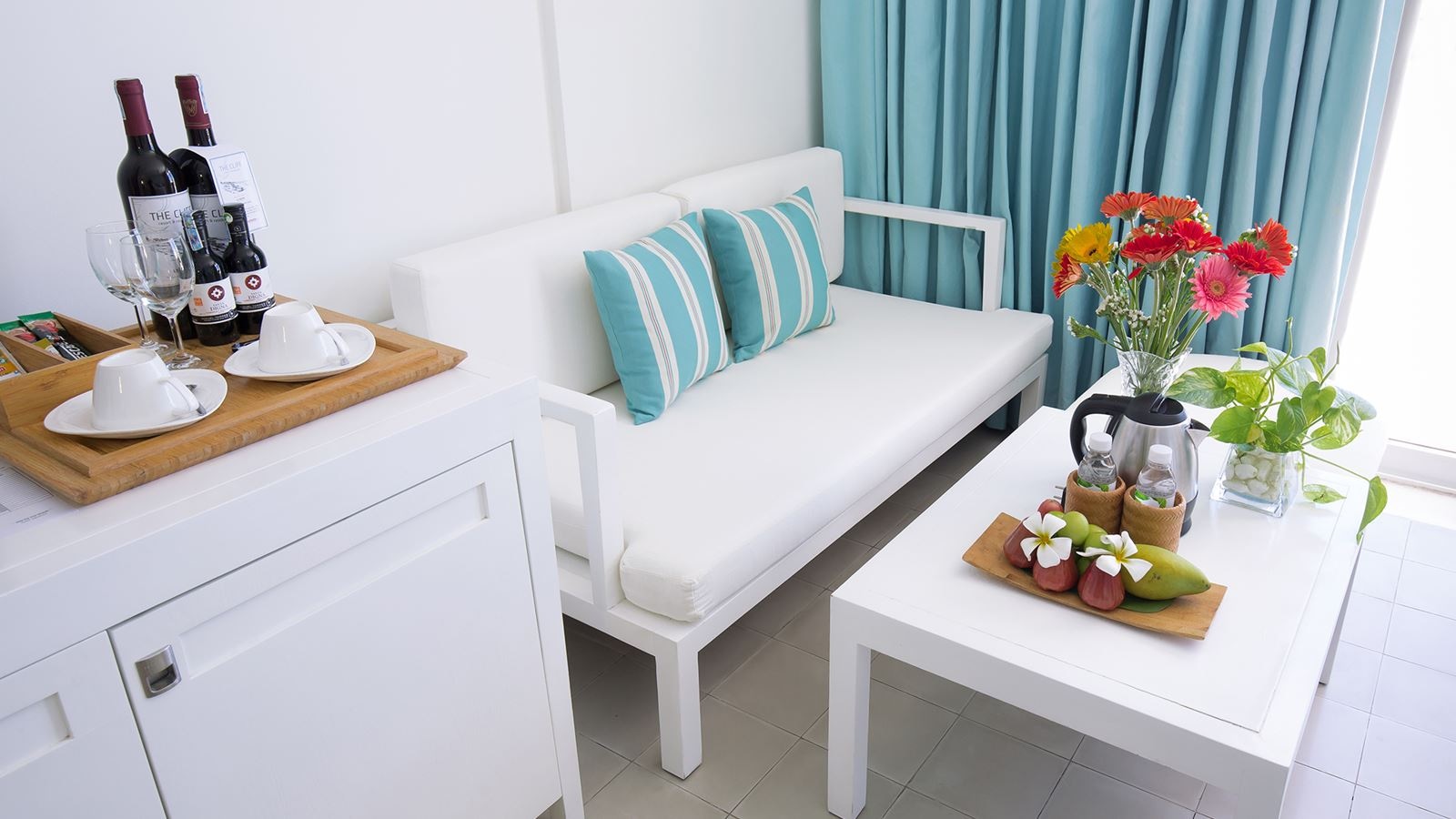 rooms-azul-garden-view