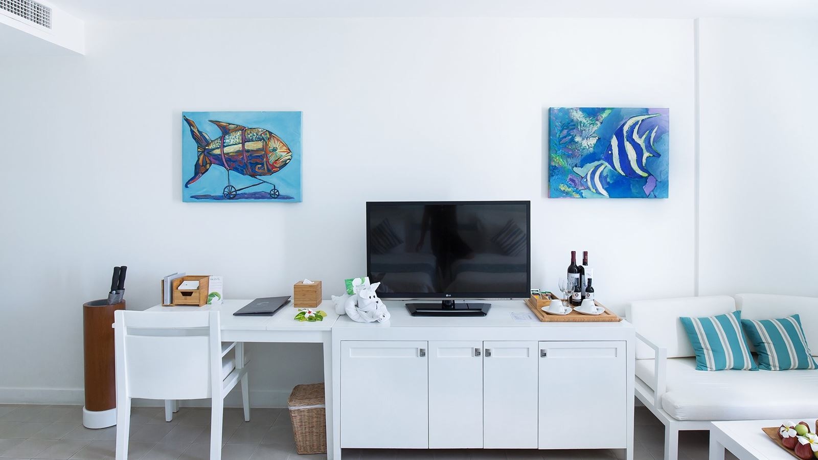 rooms-azul-pool-view-child-without-extra-bed