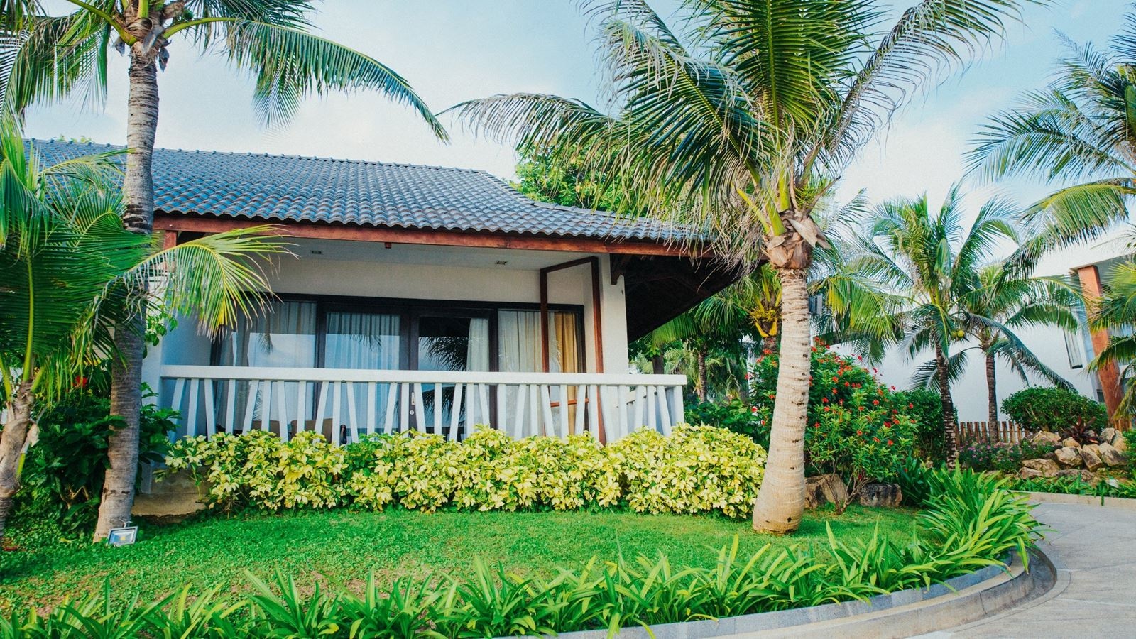 rooms-beachfront-bungalow-child-without-extra-bed