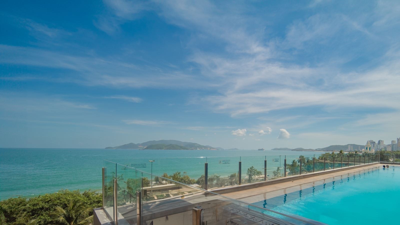 pools-outdoor--indoor-pool