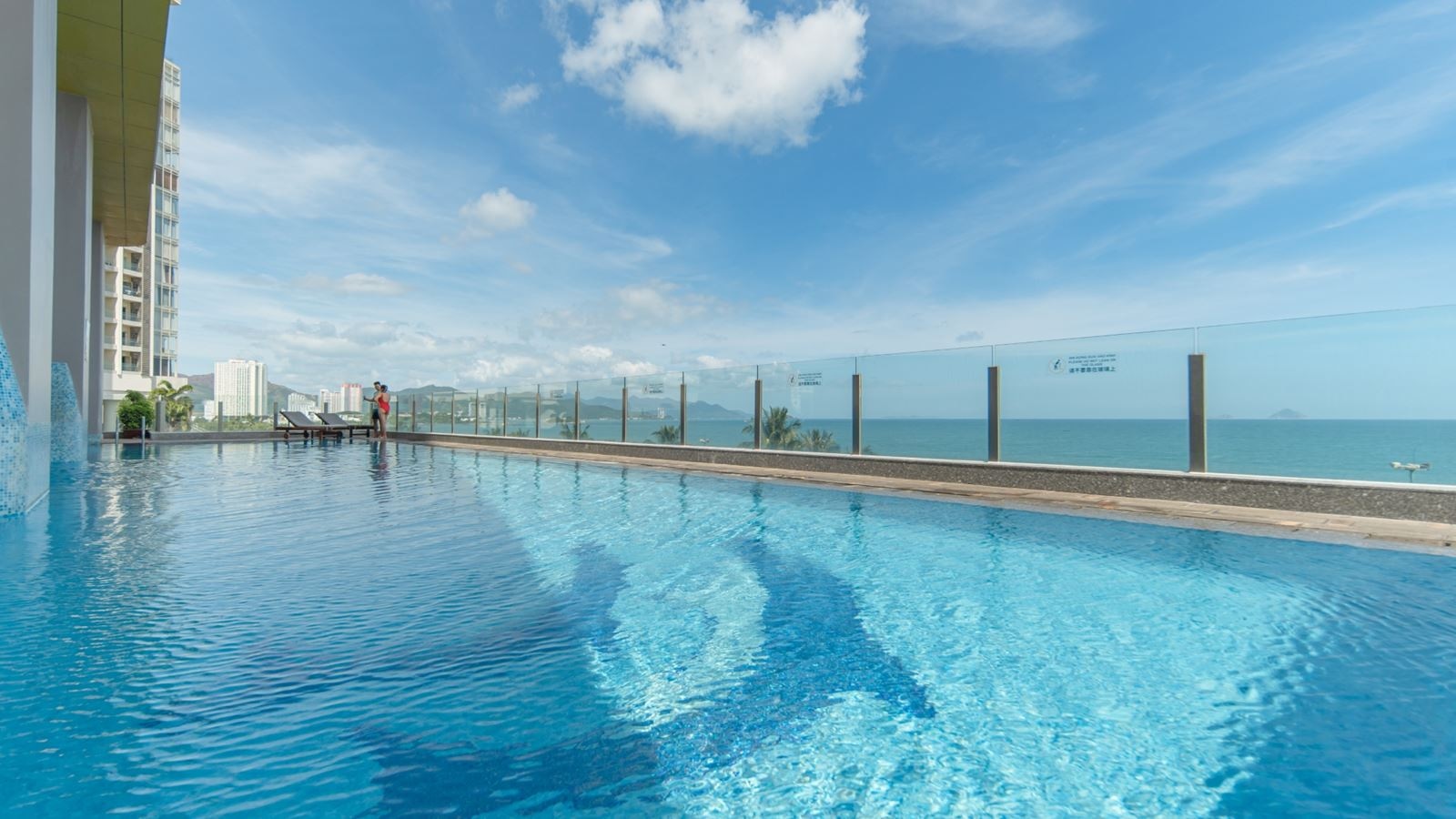 pools-outdoor--indoor-pool
