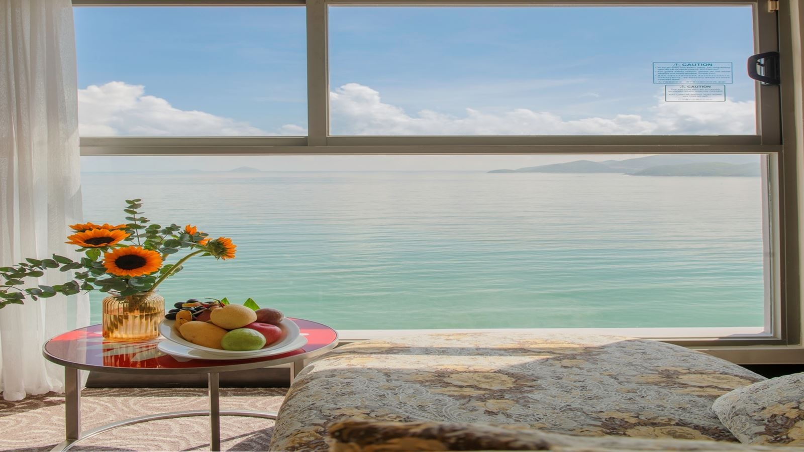 rooms-junior-suite-king