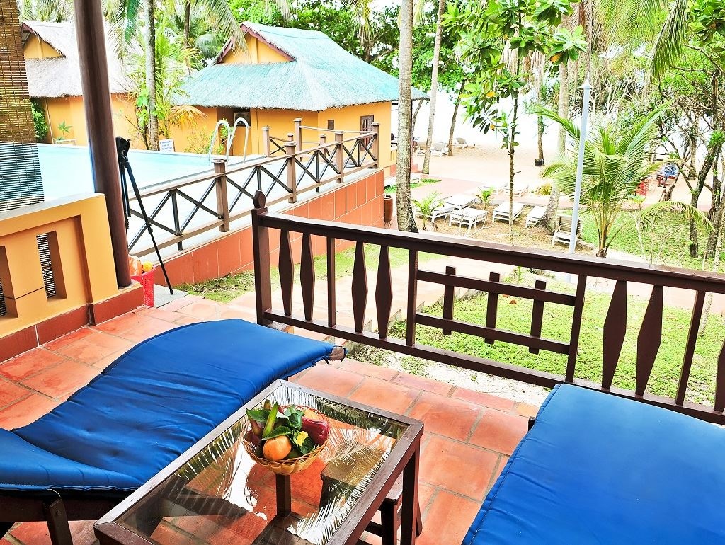 rooms-bungalow-superior-with-terrace-limited-sea-or-gardenview