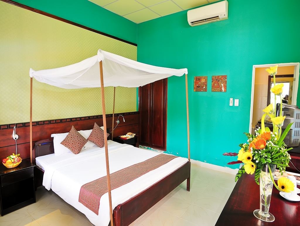 rooms-bungalow-superior-with-terrace-limited-sea-or-gardenview-child-without-extra-bed