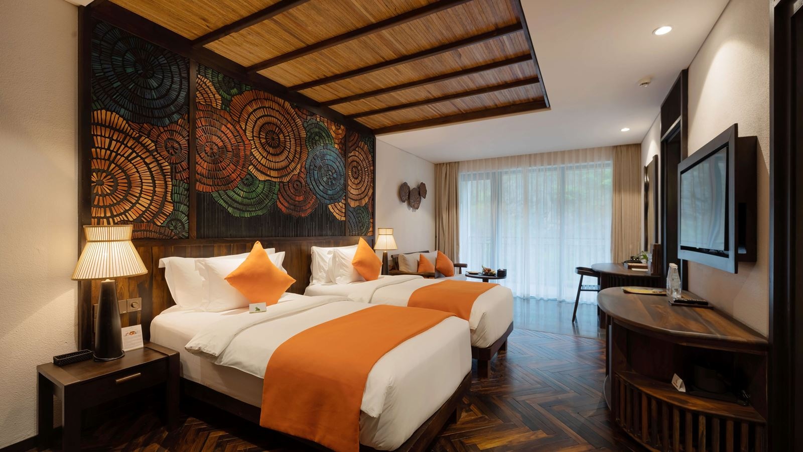 rooms-deluxe-gardenview-with-children-themed-room