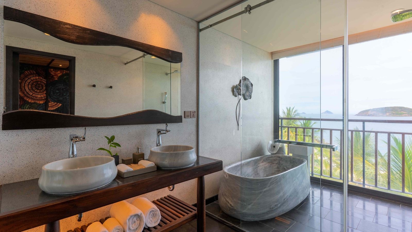 rooms-family-suite-2bedroom-ocean-view