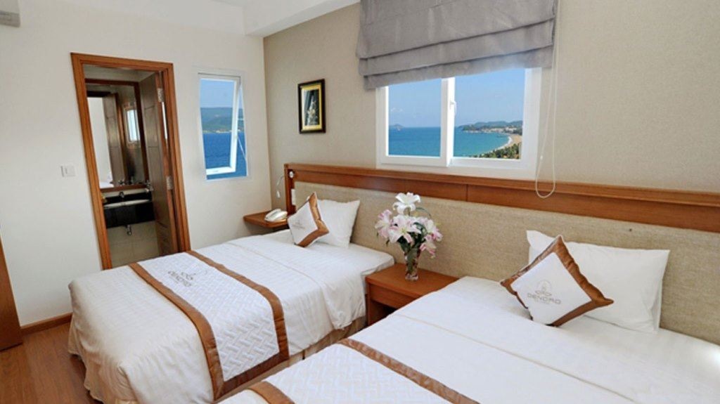 rooms-deluxe-cityview