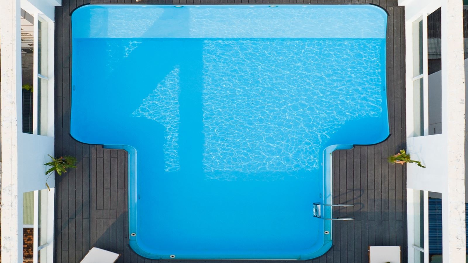 pools-outdoor--indoor-pool