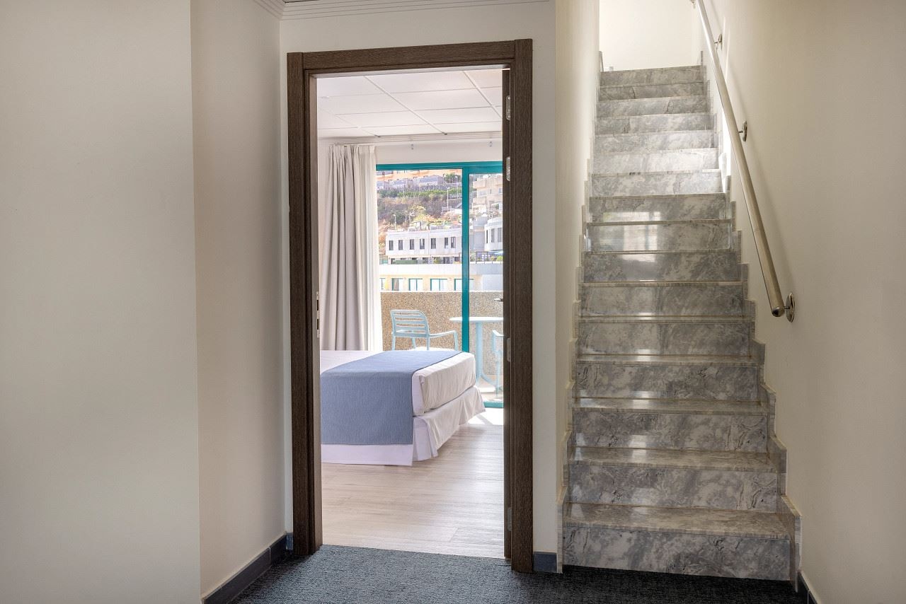 rooms-duplex-suite-ocean-view-min-age-13years