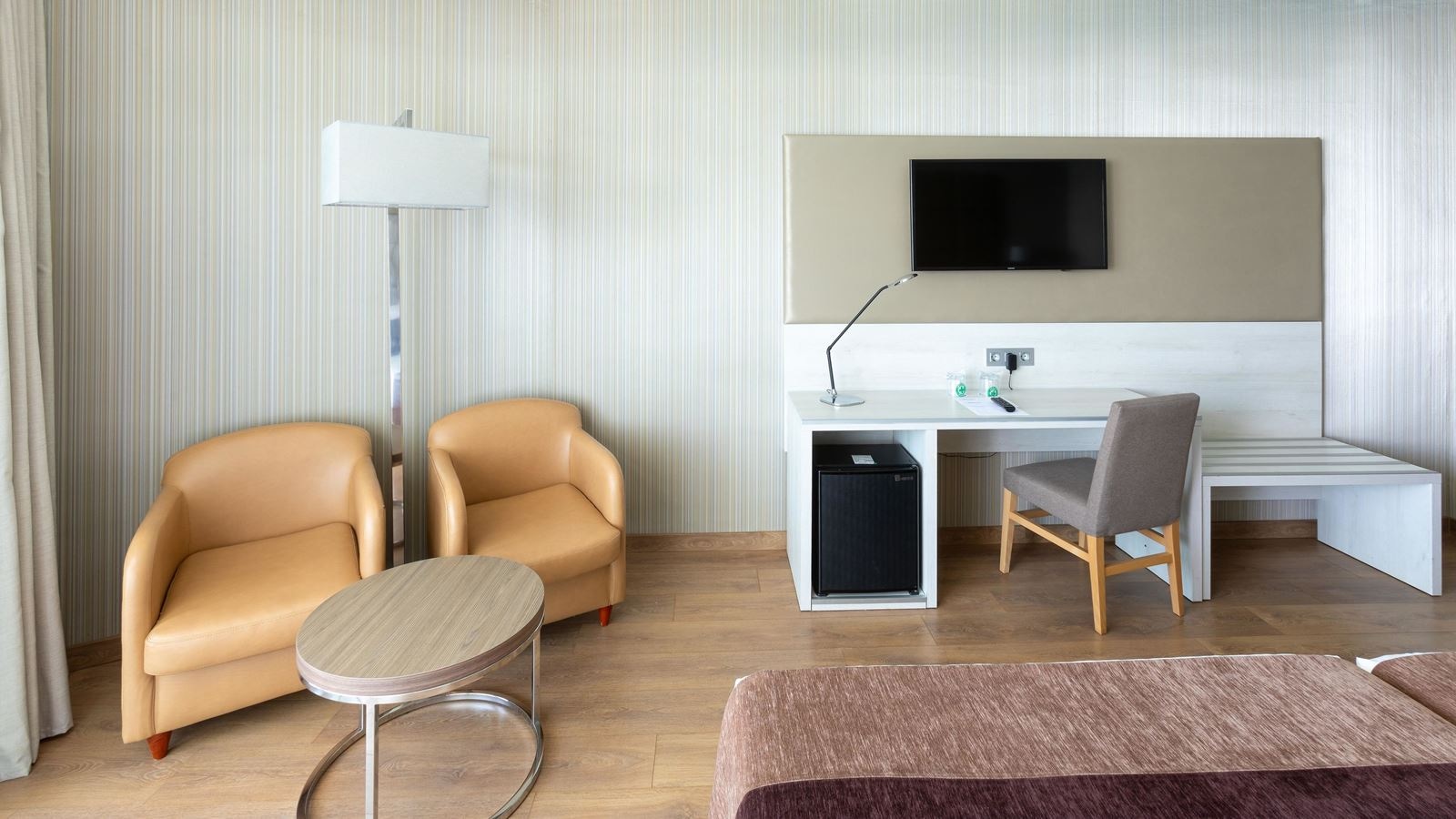 rooms-doble-standard