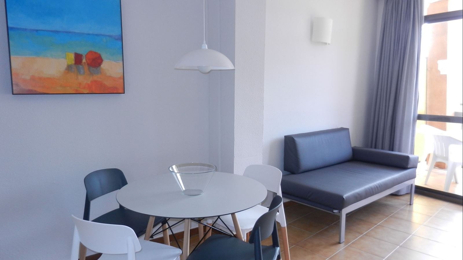 rooms-studio-balcony-or-terrace