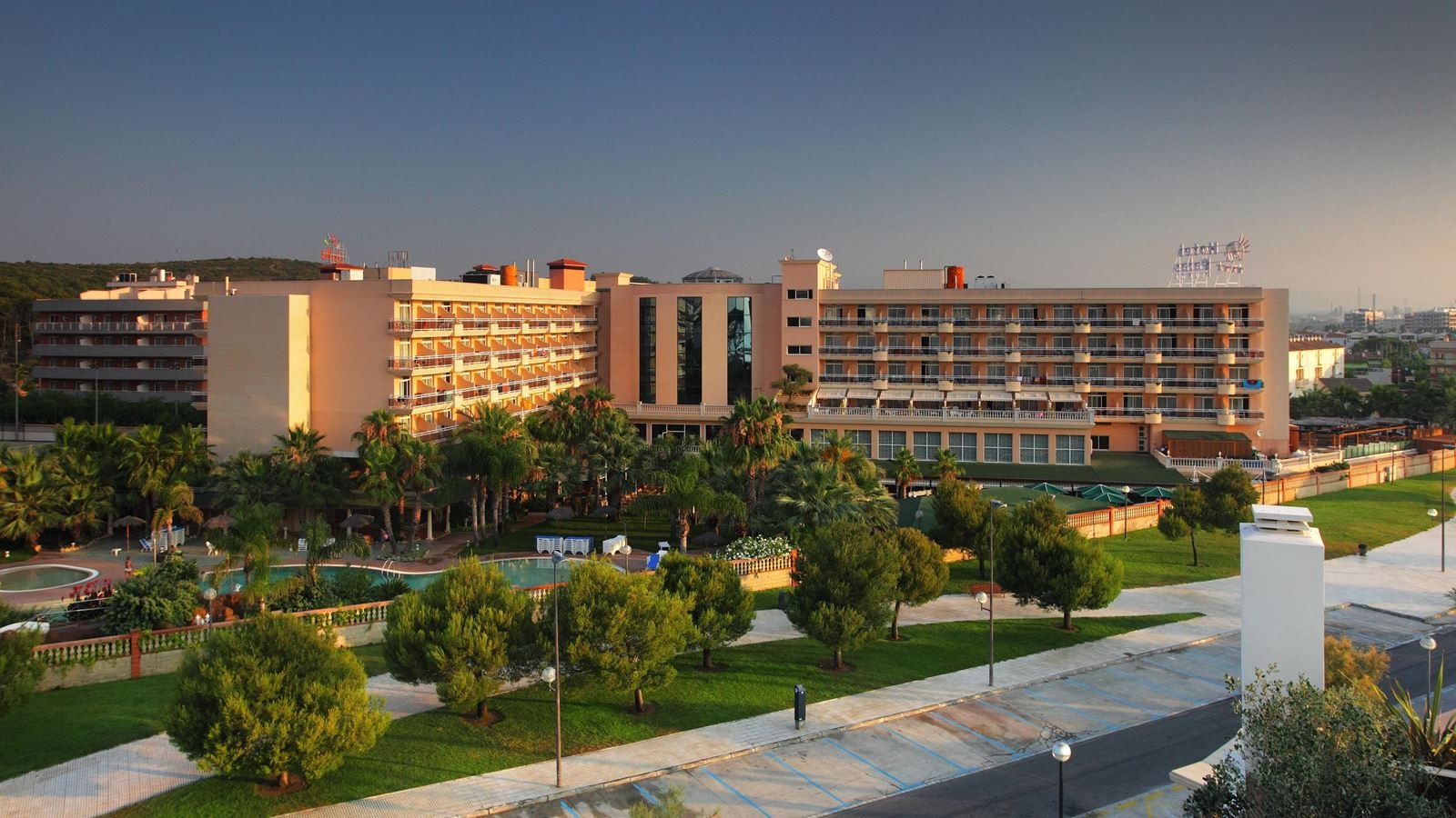 general-main-building