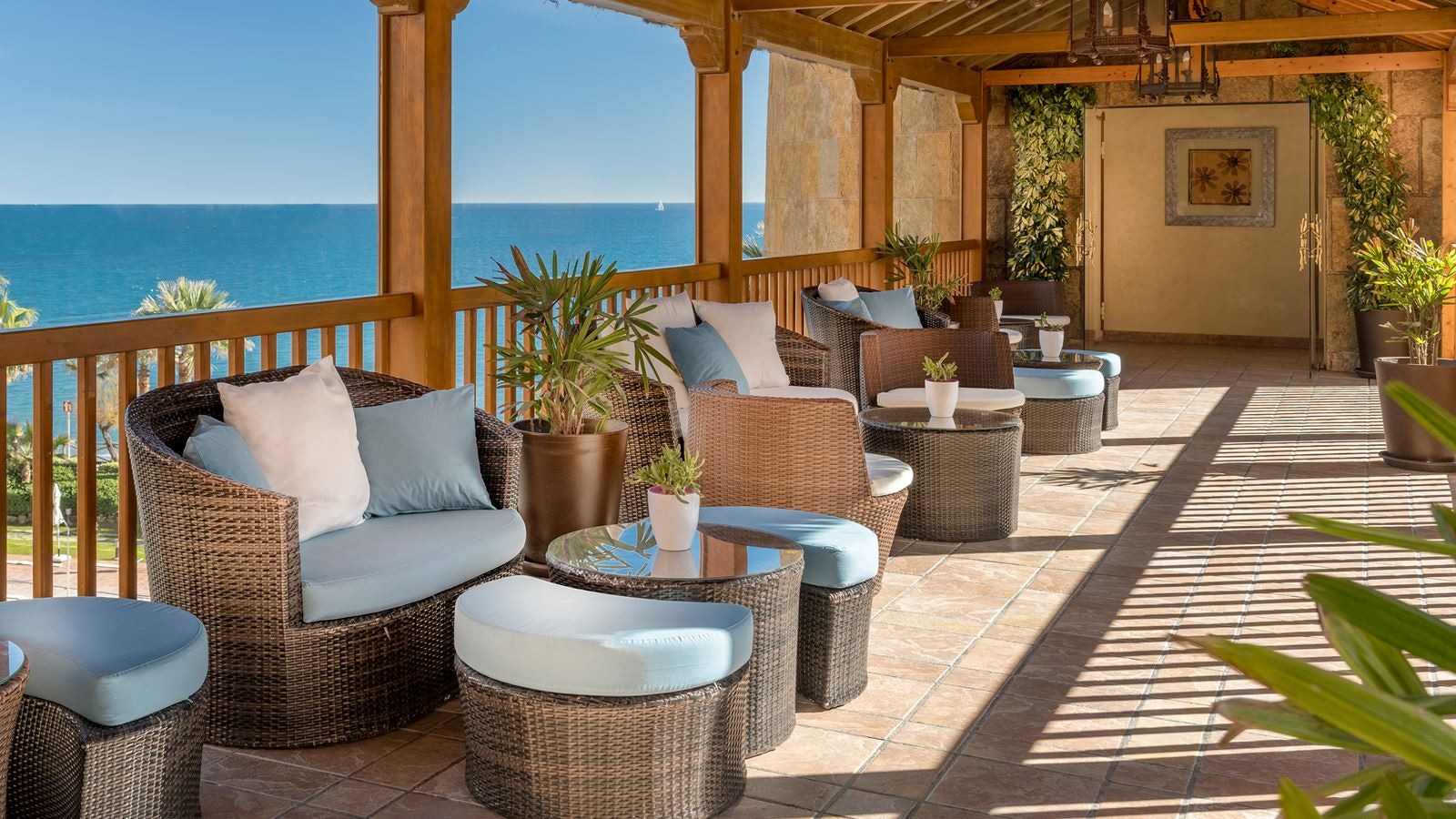 restaurants-lobby-bar