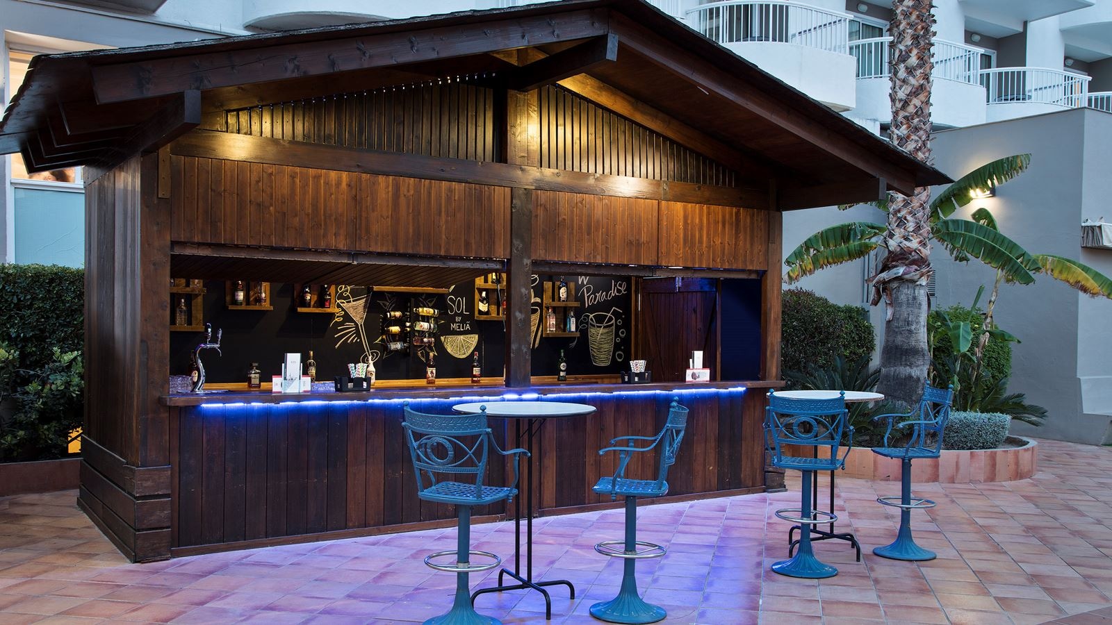bars-wood-bar