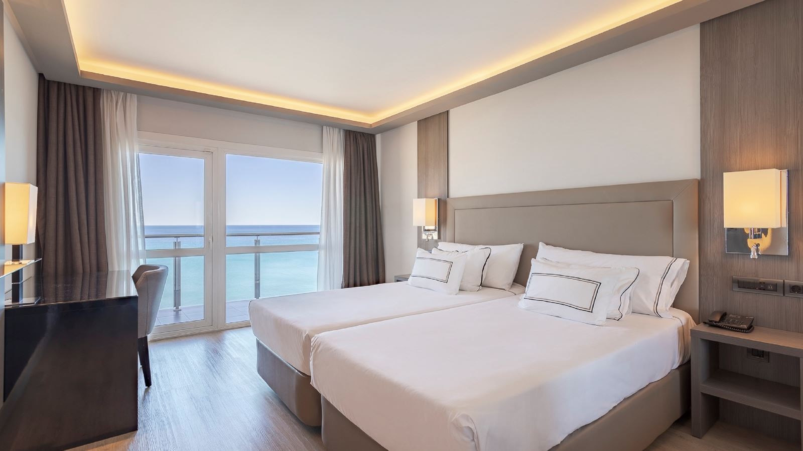 rooms-premium-room