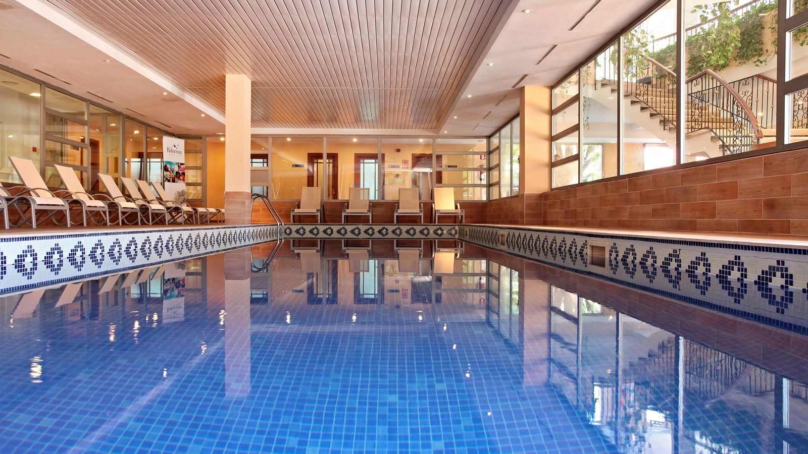pools-indoor-pool
