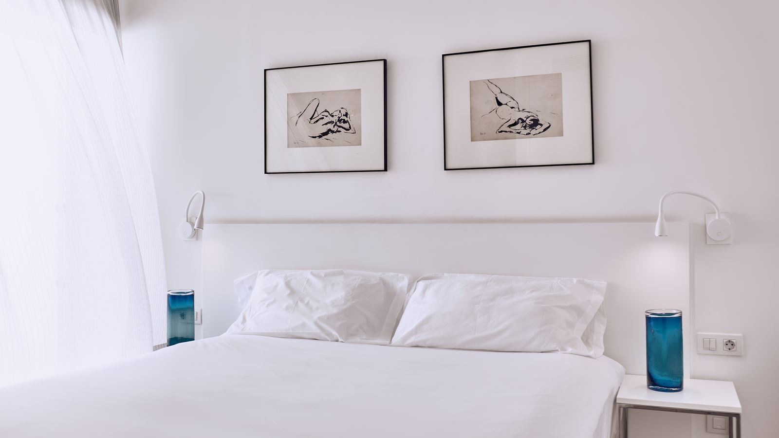 rooms-2-bedroom-suite-with-sea-view-and-jacuzzi-serenity-lago
