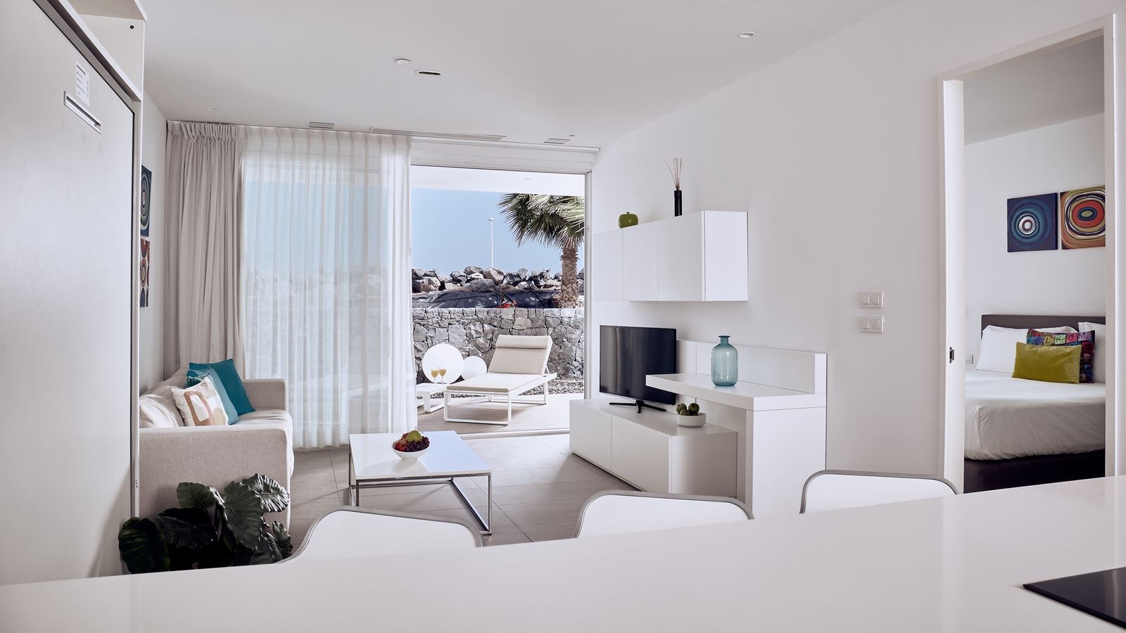 rooms-1-bedroom-suite-divinity-eden