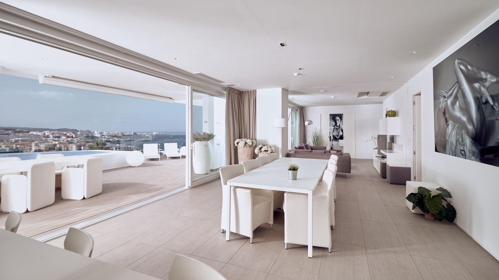 rooms-3-bedroom-suite-extra-large-room-with-private-pool-jacuzzi-lateral-sea-view-and-terrace-infinity-harmony