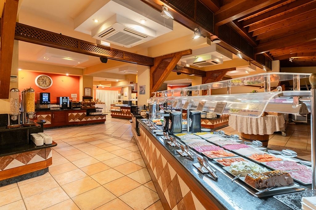 restaurants-buffetrestaurant-bamboo