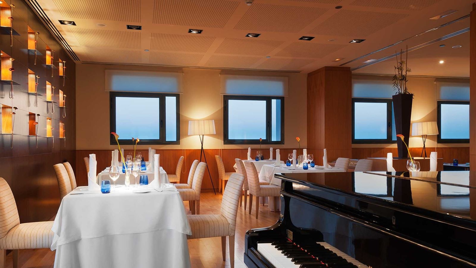 restaurants-restaurants