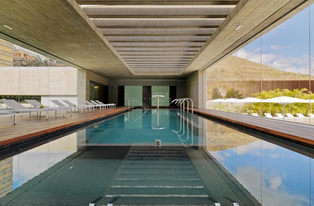 pools-indoor-pool