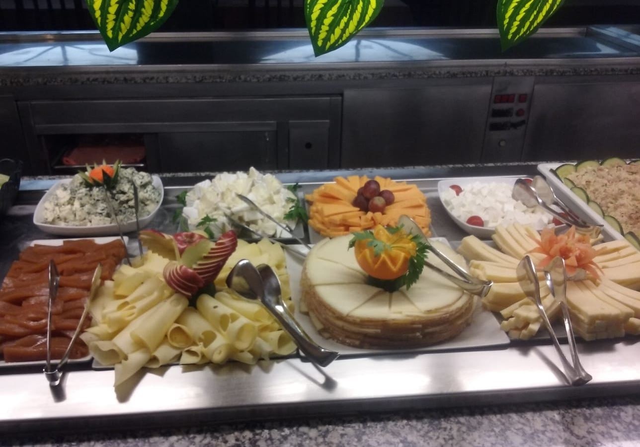 restaurants-restaurant