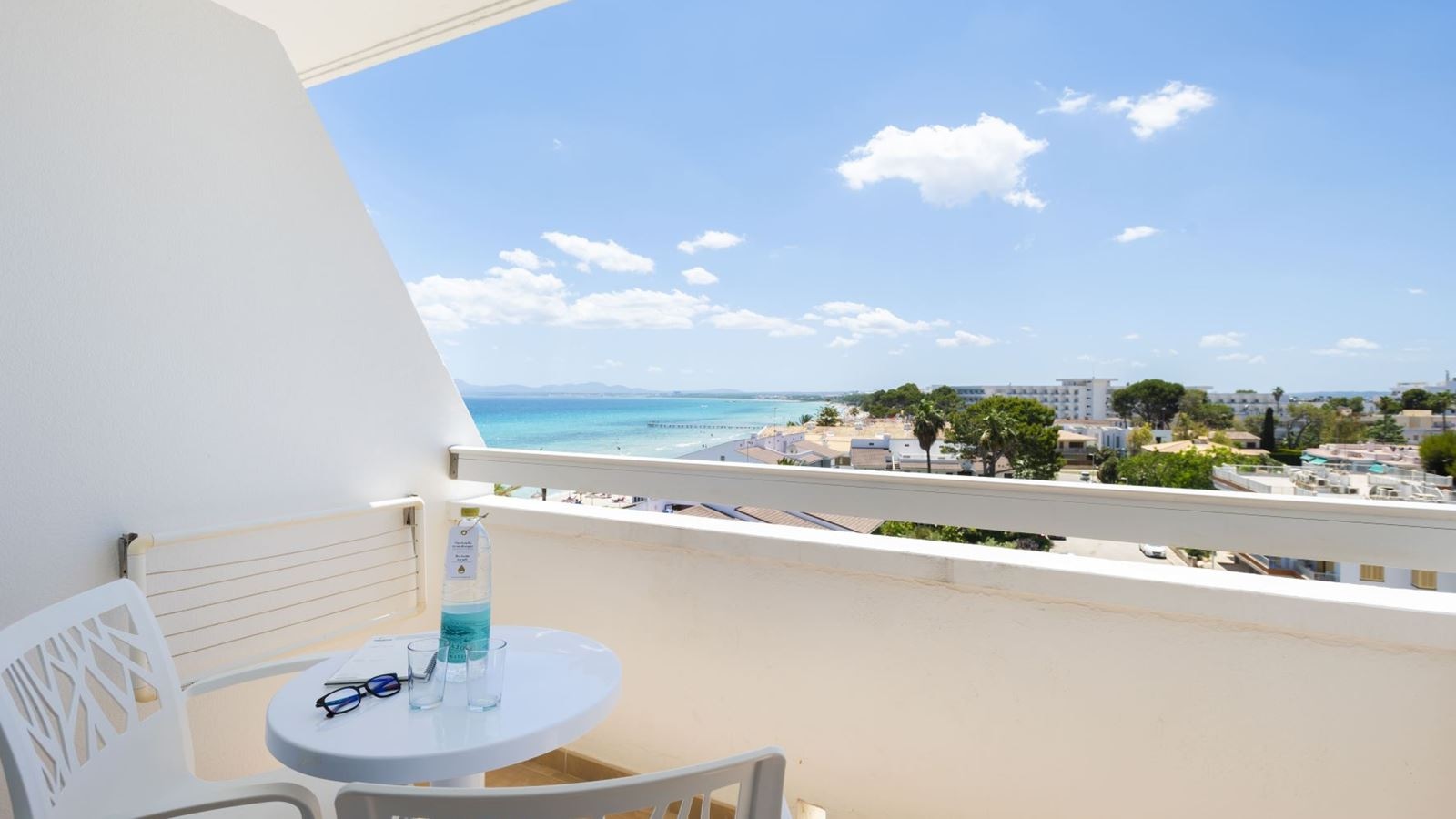 rooms-double-side-sea-view-balcony