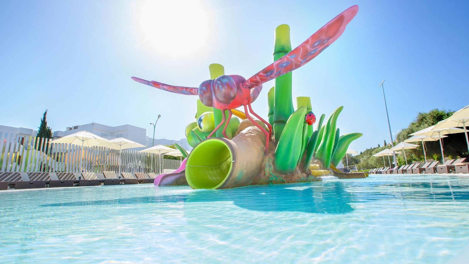 pools-outdoor-childrens-pool