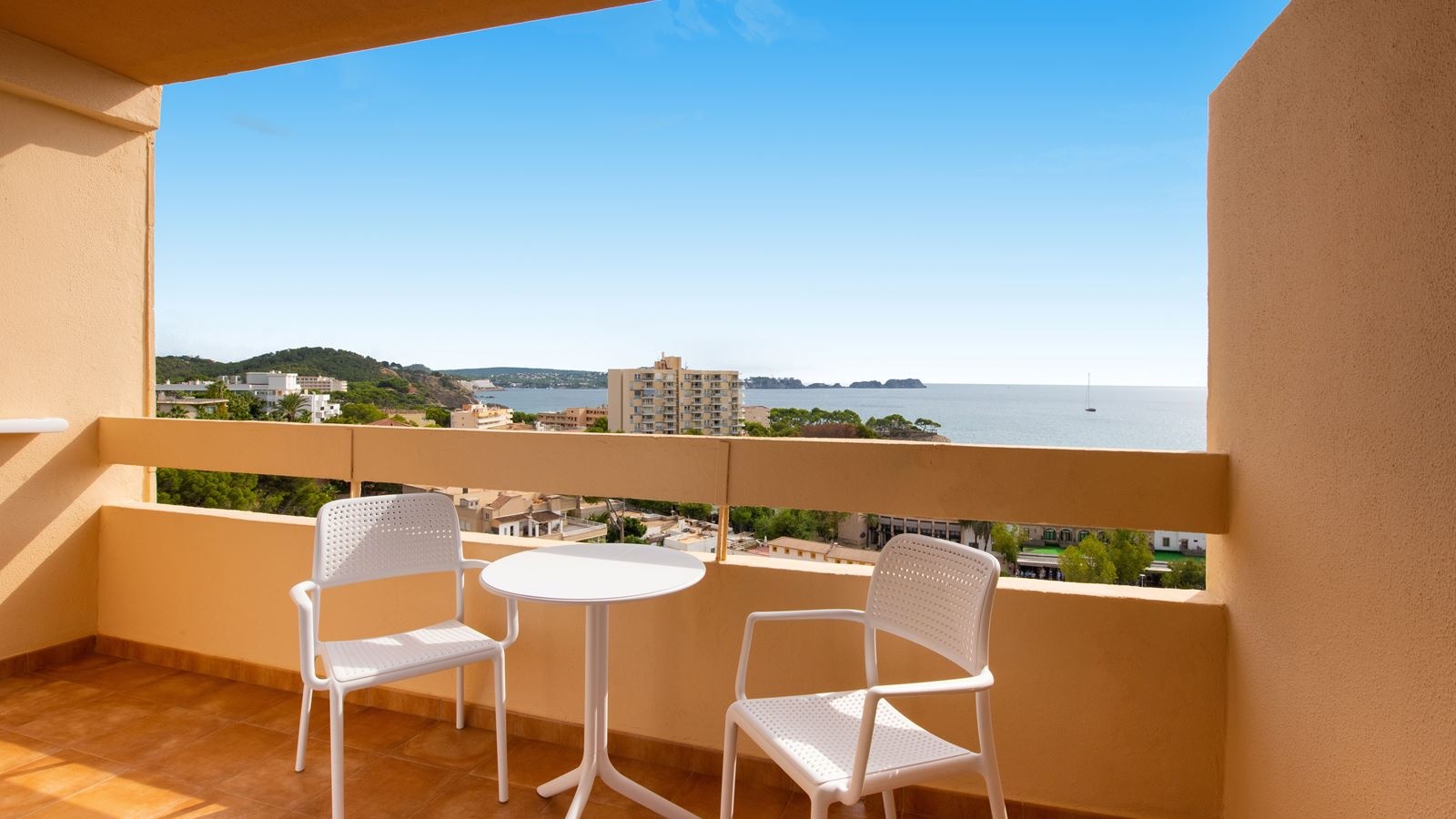 rooms-ds--twin-superior-seaview