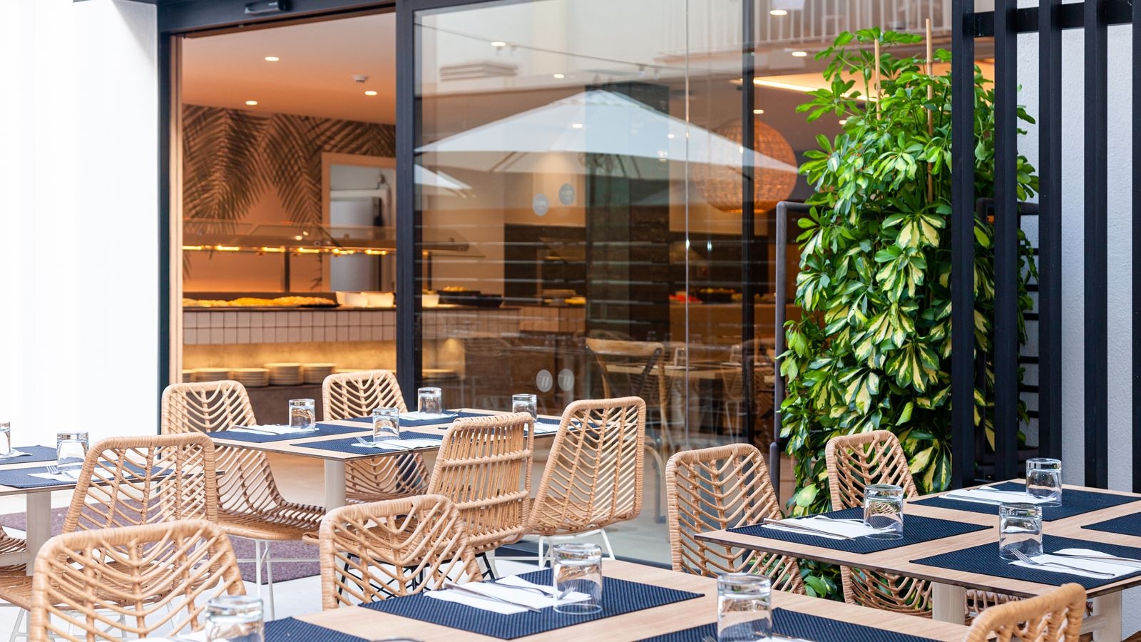 restaurants-restaurants