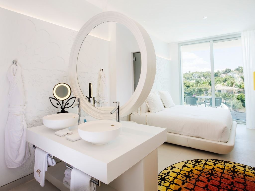 rooms-double-executive-side-sea-view