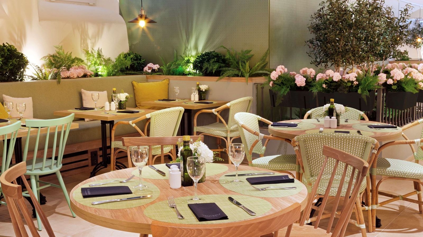 restaurants-restaurants