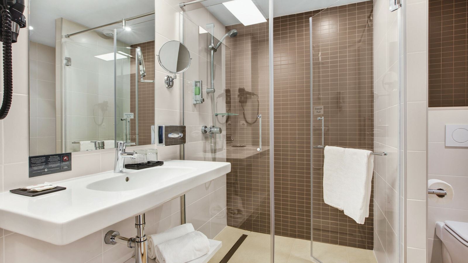 rooms-double-standard