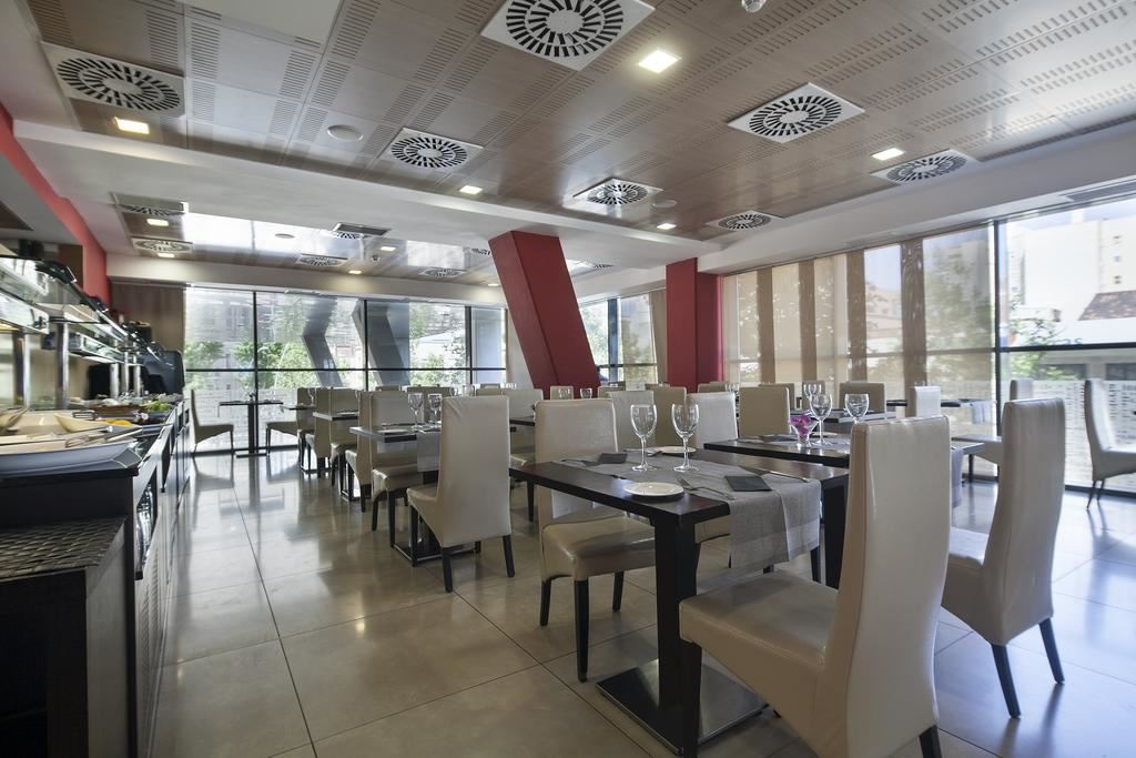 restaurants-restaurants