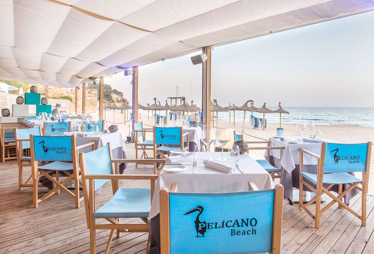 restaurants-pelicano-beach
