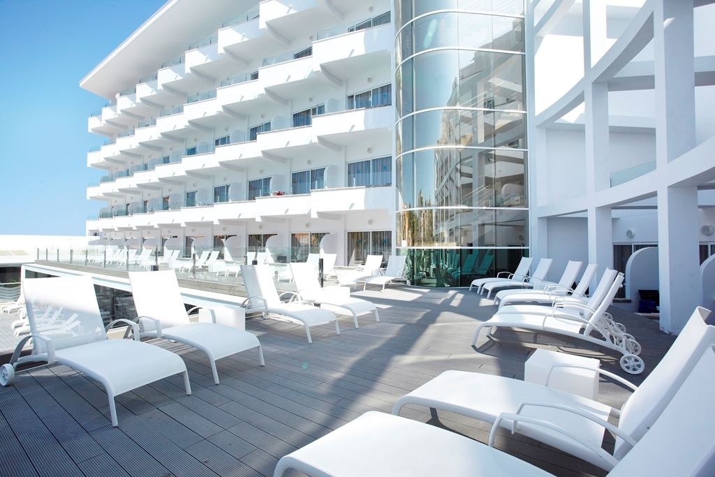 rooms-double-room-balcony