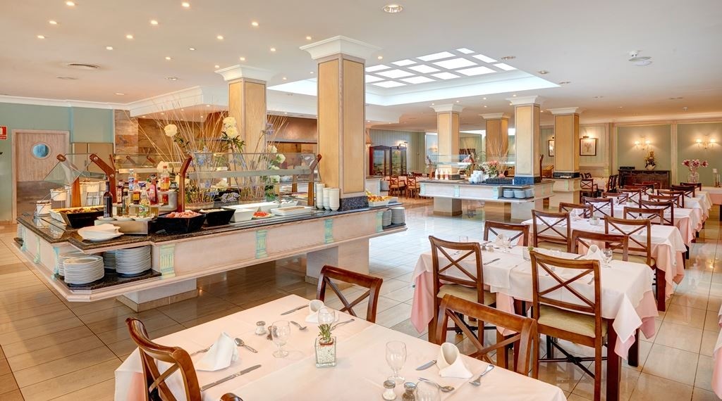 restaurants-restaurant