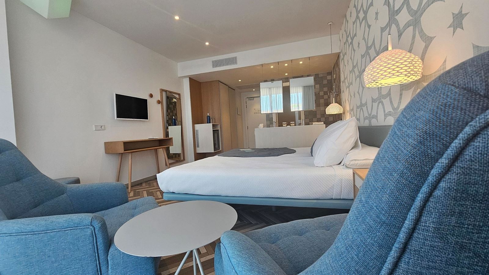 rooms-room-superior-singleuse-seaview