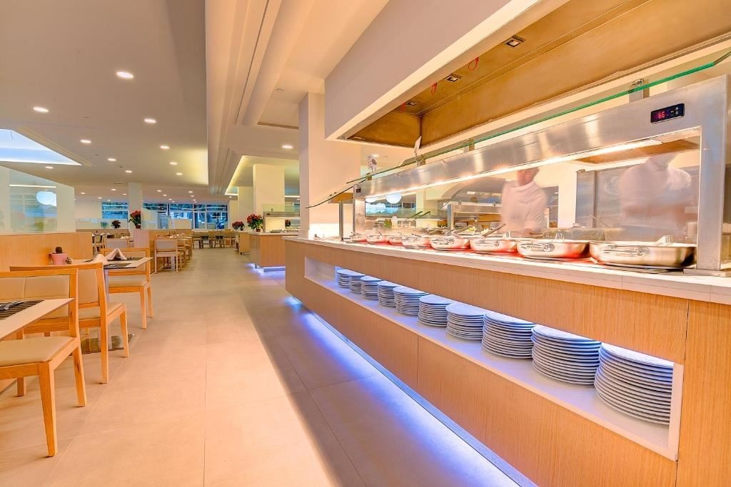 restaurants-buffet-restaurant