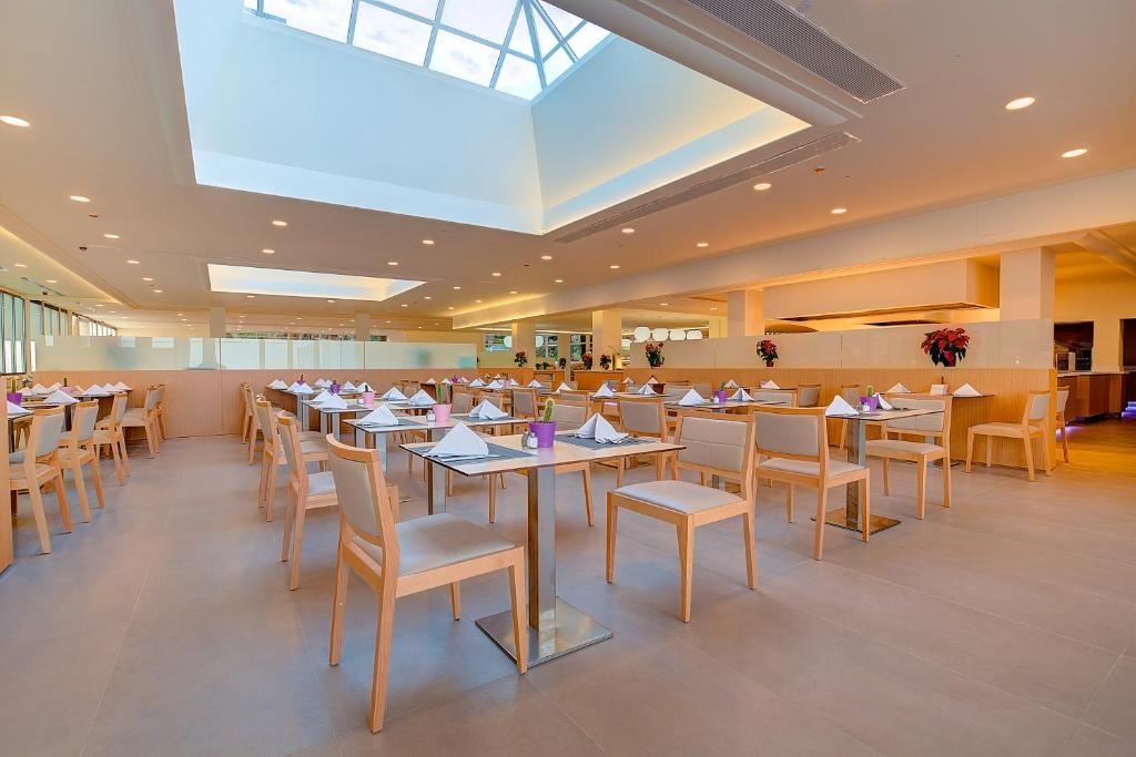 restaurants-buffet-restaurant
