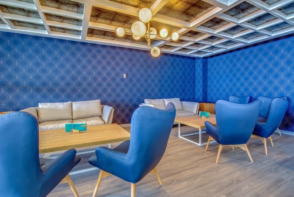 general-main-building