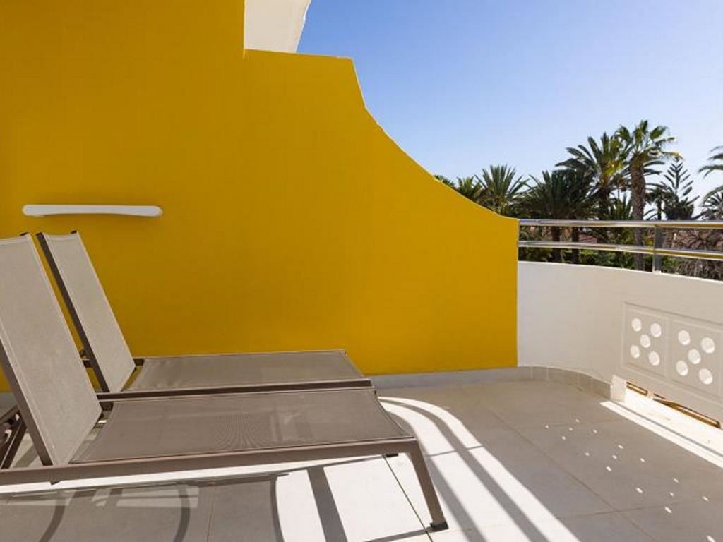 rooms-dsol-double-solarium-balcony-or-terrace