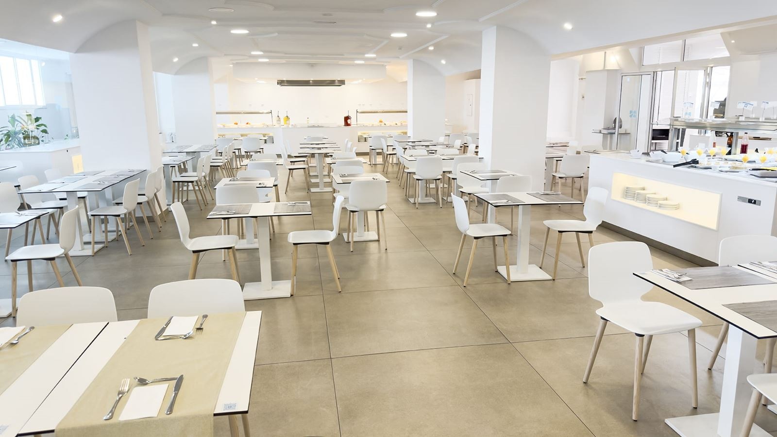 restaurants-breakfast-buffet