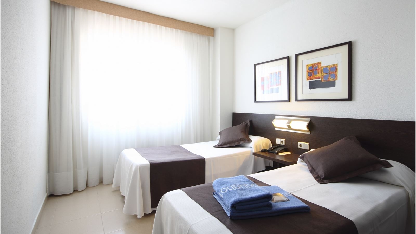 rooms-standard-suite-double-with-terrace